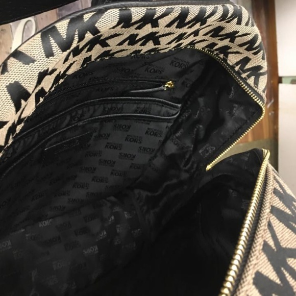 Michael Kors backpack - Picture 6 of 7